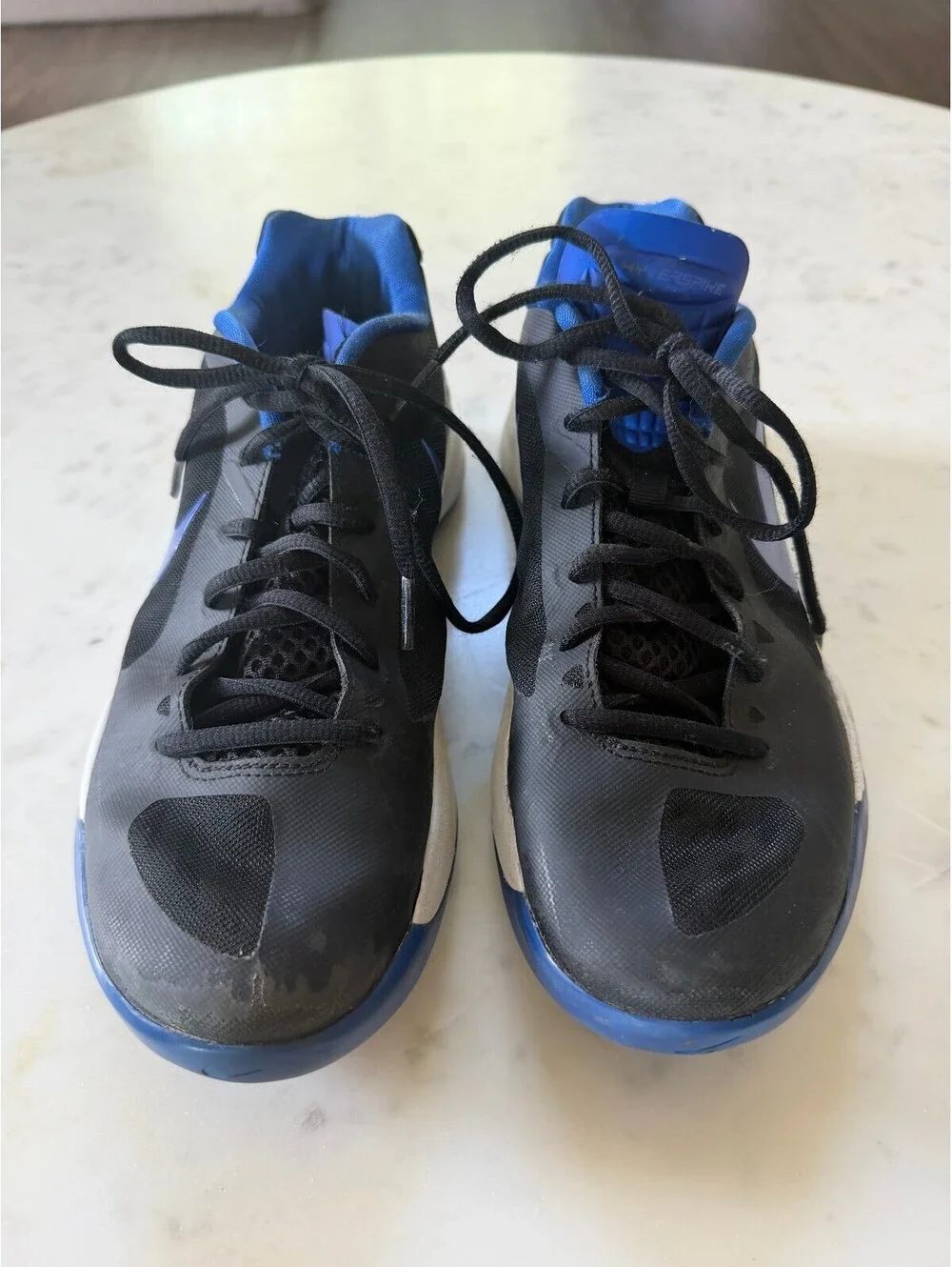 Nike Volley Zoom Hyperspike women's volleyball shoes - Size 9